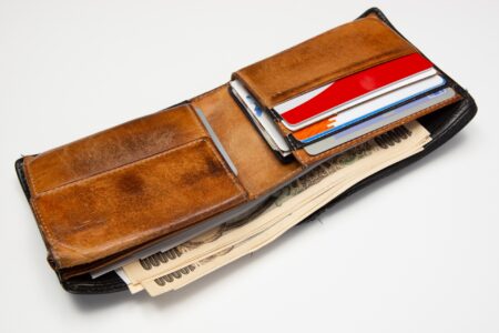 財布のメンテナンスに使用する道具